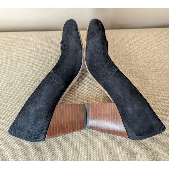 Isola Black Suede Emalee Wooden Stacked Block Heel Round Toe Classic Pumps Sz 7 - Picture 4 of 8